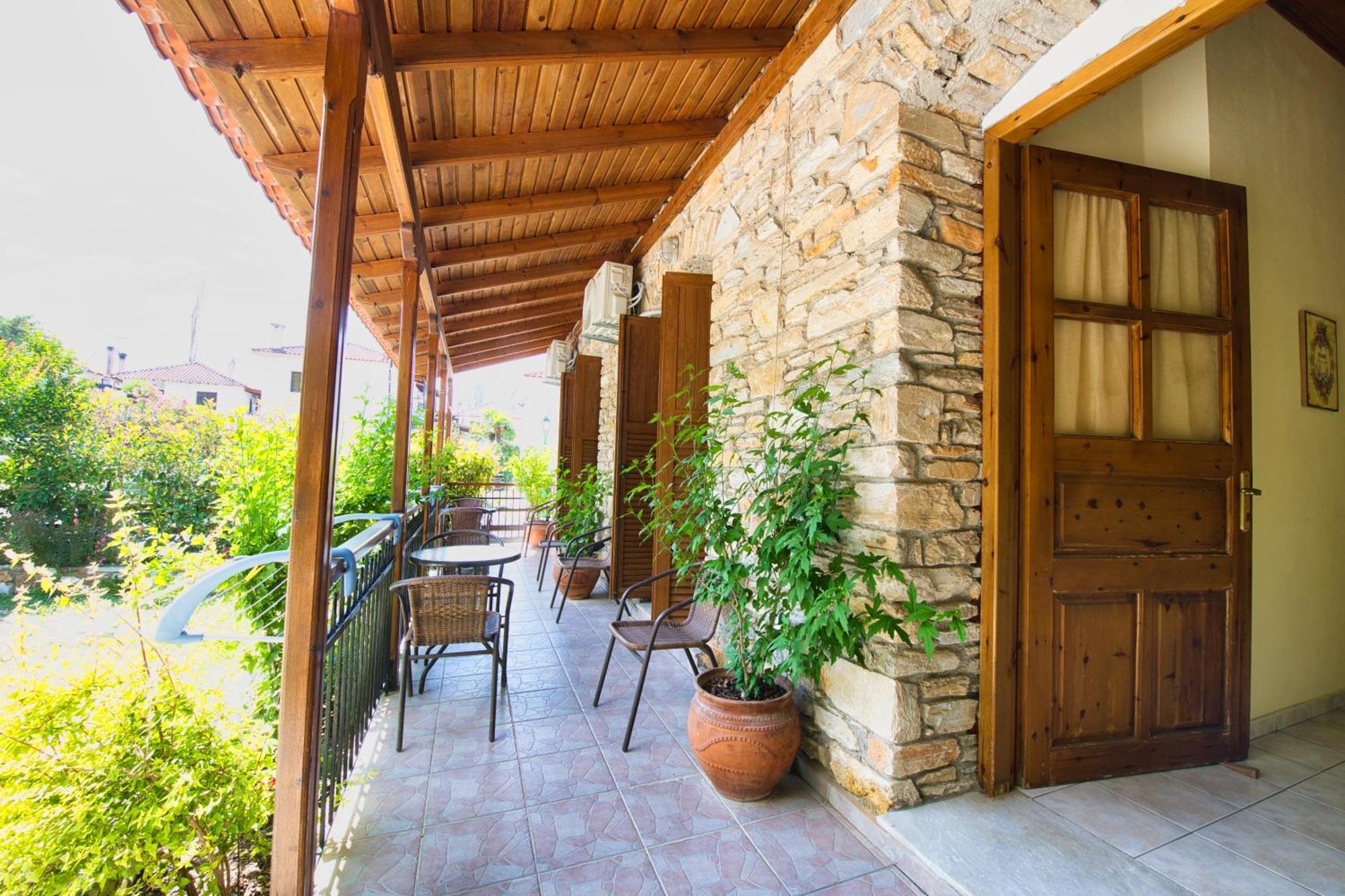 Naftilos Guest House Kala Nera Extérieur photo