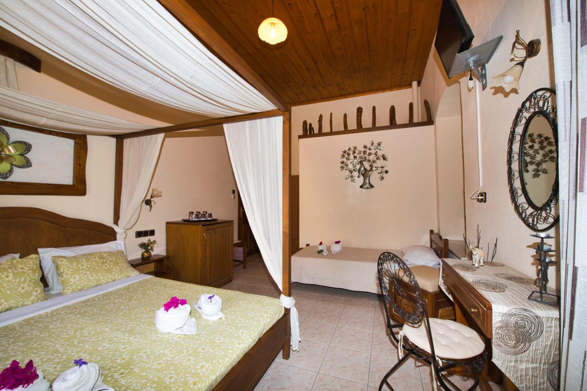 Naftilos Guest House Kala Nera Extérieur photo