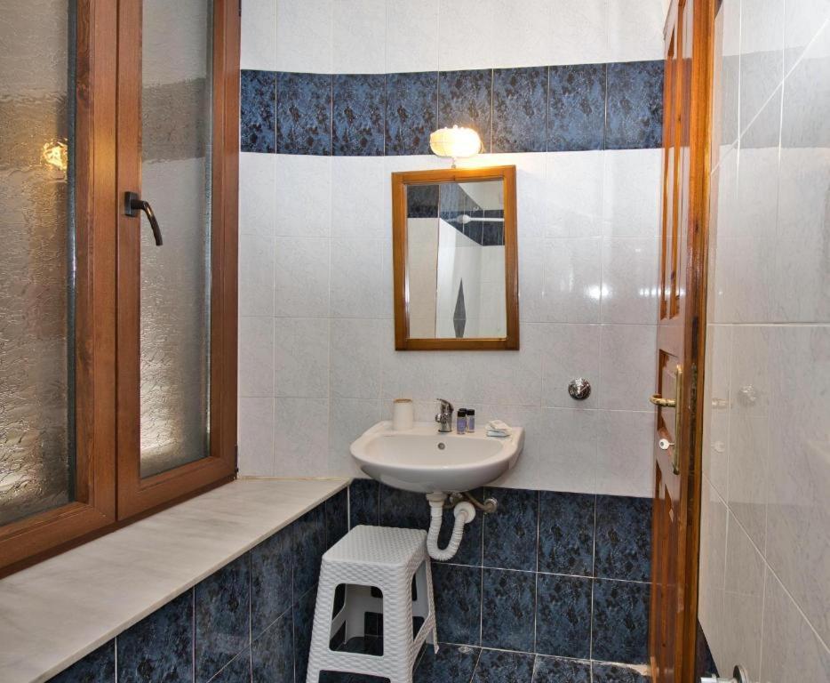 Naftilos Guest House Kala Nera Extérieur photo